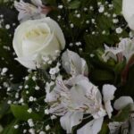 arreglo floral blanco