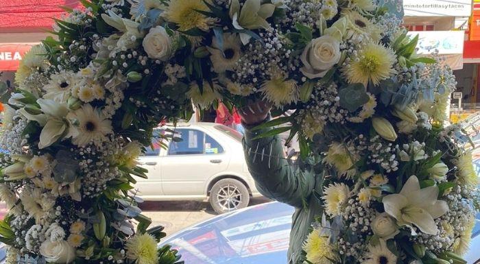 Coronas Fúnebres en Puebla | Envía tus condolencias | Florerías Puebla